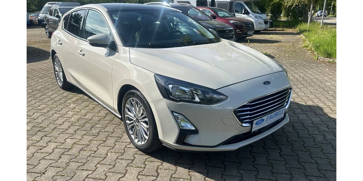 Ford Focus 120.900 km 15.490 &euro; Pfaffenhofen 89284