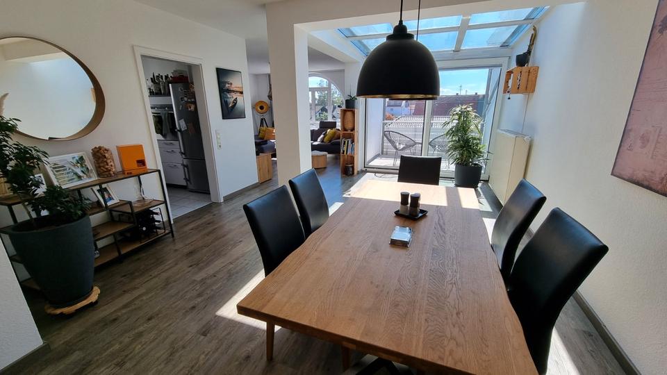 Dachgeschoßwohnung Bellenberg - 4 Zimmer, 112 m&sup2;, 390.000&euro; | Angebot:27116894