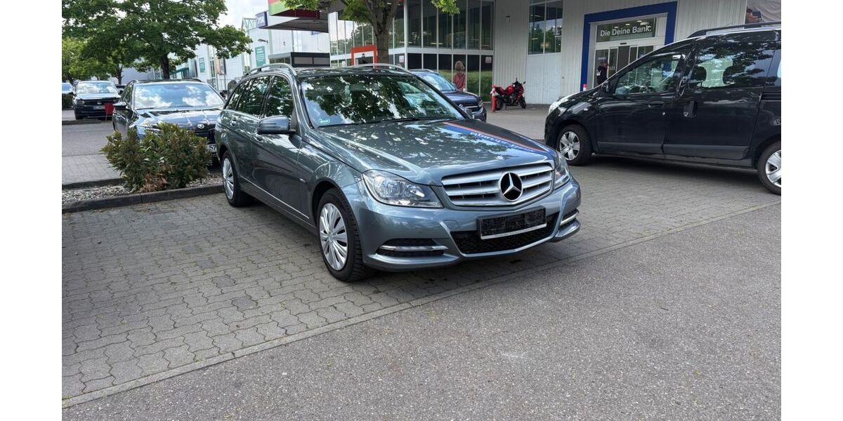 Mercedes-Benz 200 255.000 km 6.399 &euro; Neu Ulm 89231