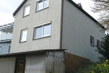 Handwerker aufgepasst! Freistehendes Einfamilienhaus in Bolheim