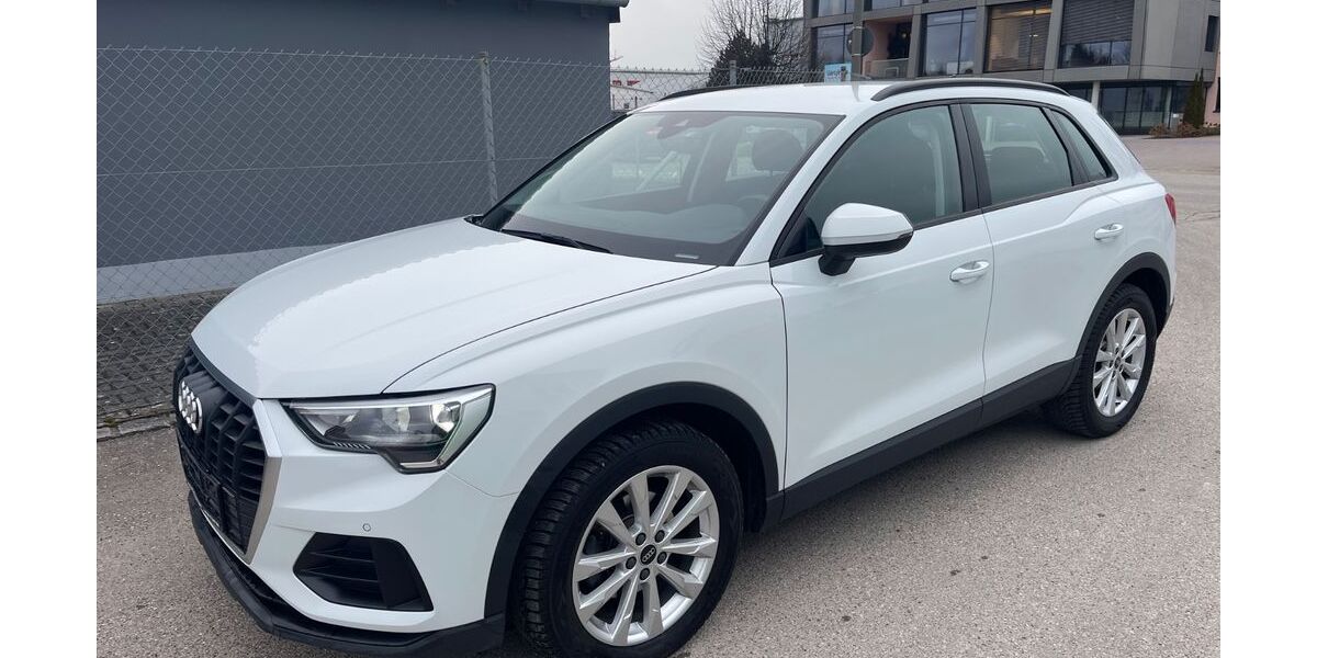 Audi Q3 69.000 km 26.490 &euro; Offingen 89362