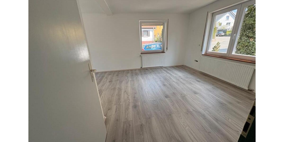 Einfamilienhaus Burgrieden - 4.5 Zimmer, 109 m&sup2;, 1.600&euro; | Angebot:26448099