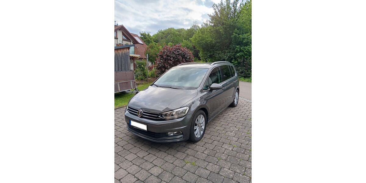 VW Touran 110.000 km 16.700 &euro; Deggingen 73326