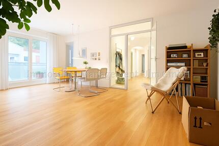 Wunderschöne 3-Zimmer-Wohnung mit TG-Stellplatz und zwei Balkonen! 3 zimmer