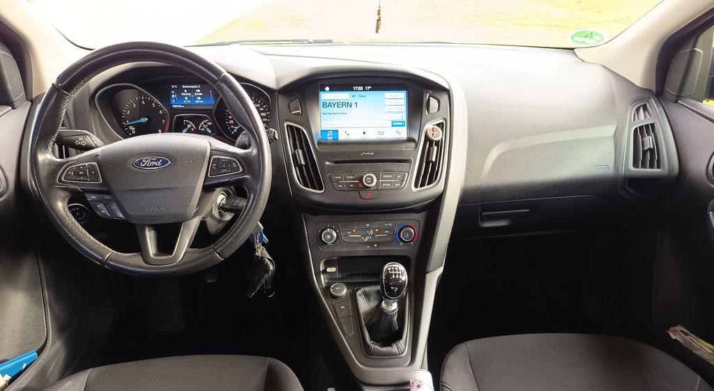 Ford Focus 109.000 km 7.200 &euro; Offingen 89362