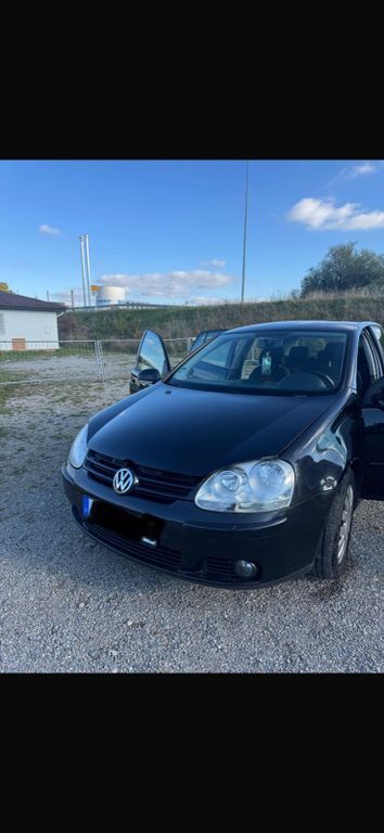 VW Golf 230.000 km 2.699 € Ulm 89079