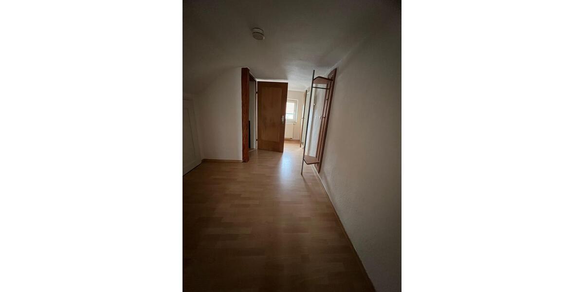 Dachgeschoßwohnung Elchingen Oberelchingen - 3 Zimmer, 60 m&sup2;, 950&euro; | Angebot:26327209
