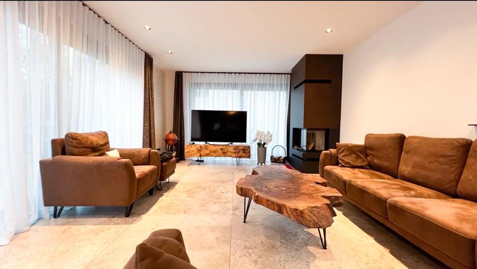 Einfamilienhaus Langenau - 8 Zimmer, 238 m&sup2;, 800.000&euro; | Angebot:26567946