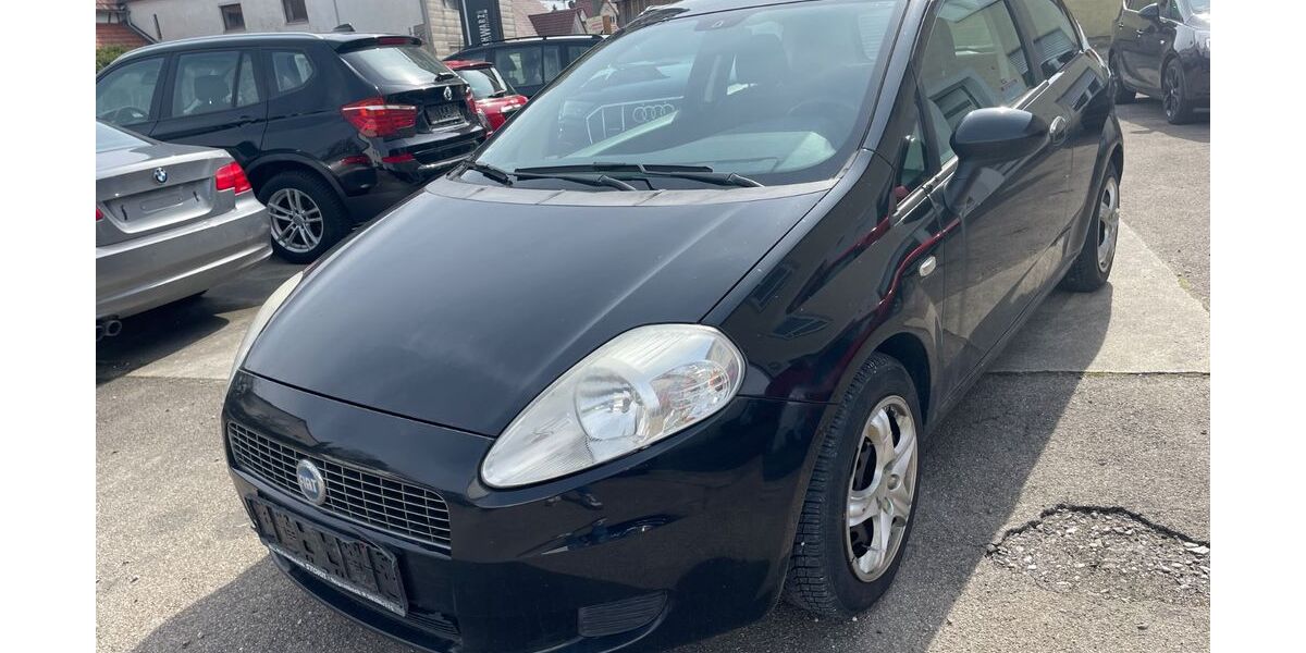 Fiat Grande Punto 290.000 km 890 &euro; Ichenhausen-Hochwang 89335