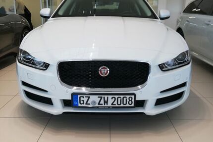 Jaguar XE 142.000 km 12.400 &euro; Günzburg 89312