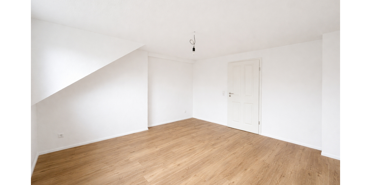 Studenten-Wohngemeinschaft 1-Zimmer in der Frauenstraße Ulm-Mitte - Frauenstraße Parkseite- - Dachgeschoßwohnung Ulm Oststadt | Angebot:25978533