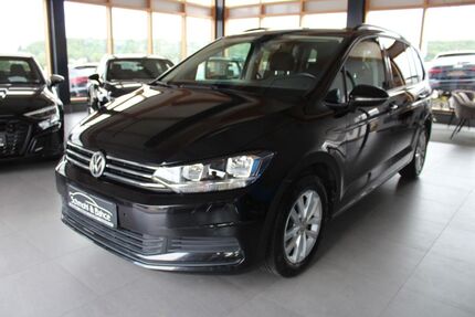 VW Touran 78.000 km 17.490 &euro; Amstetten 73340