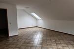 3 Zimmer Dachgeschoß Wohnung zimmer