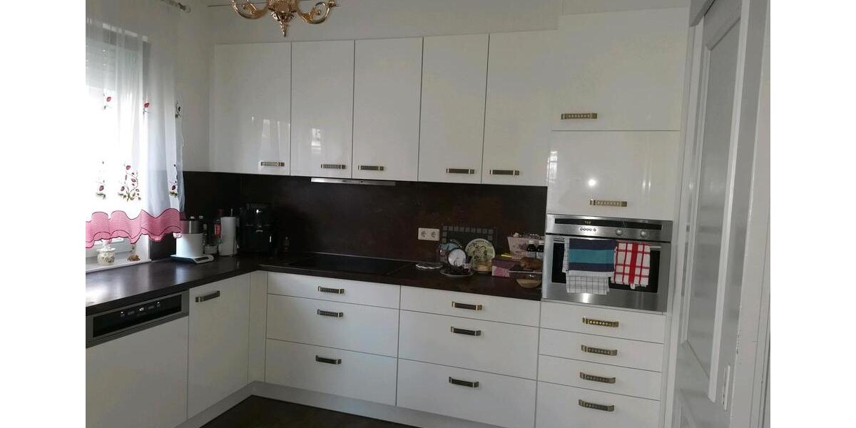 Etagenwohnung Dornstadt - 6 Zimmer, 136 m&sup2;, 1.500&euro; | Angebot:26035395