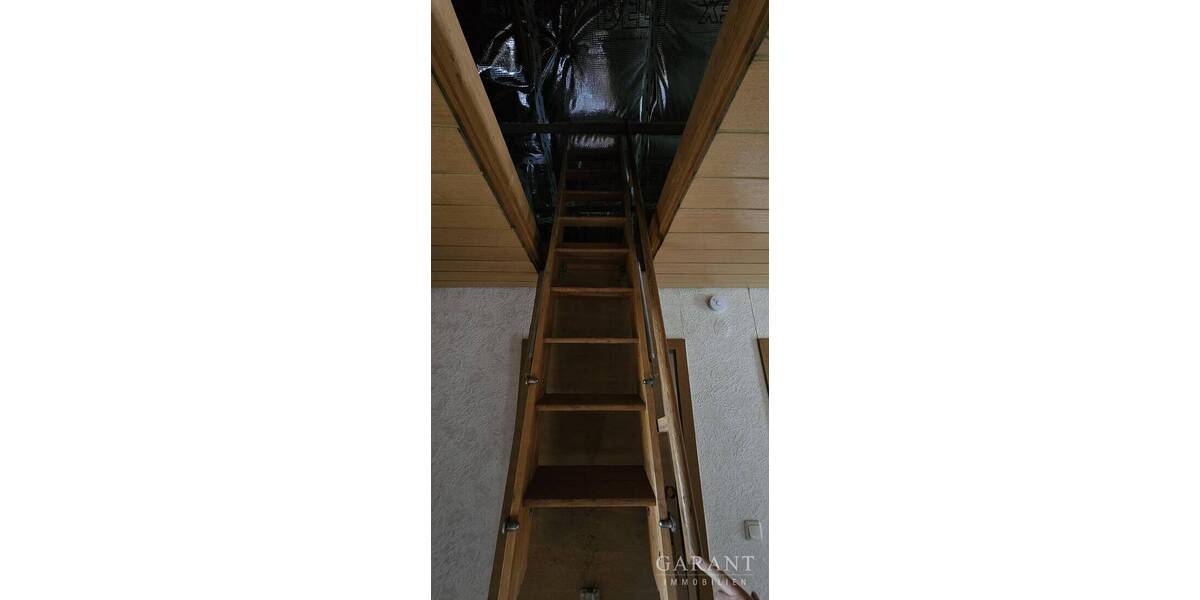 Einfamilienhaus Ichenhausen - 8 Zimmer, 200 m&sup2;, 530.000&euro; | Angebot:25707717