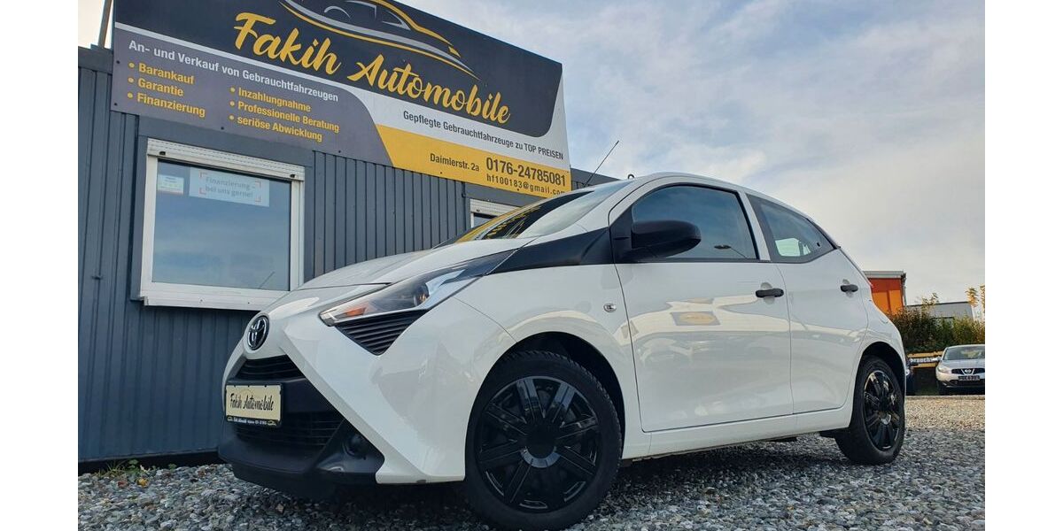 Toyota Aygo (X) 53.000 km 8.999 € Weißenhorn 89264