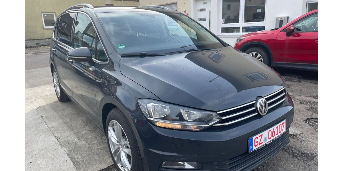 VW Touran 166.000 km 12.890 &euro; Ichenhausen-Hochwang 89335