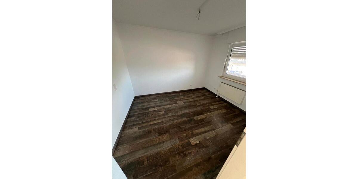 Etagenwohnung Pfaffenhofen an der Roth - 3 Zimmer, 87 m&sup2;, 1.100&euro; | Angebot:24918059