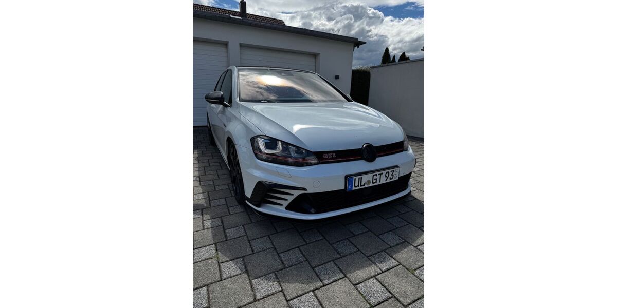 VW Golf 79.000 km 24.600 &euro; Ehingen 89584