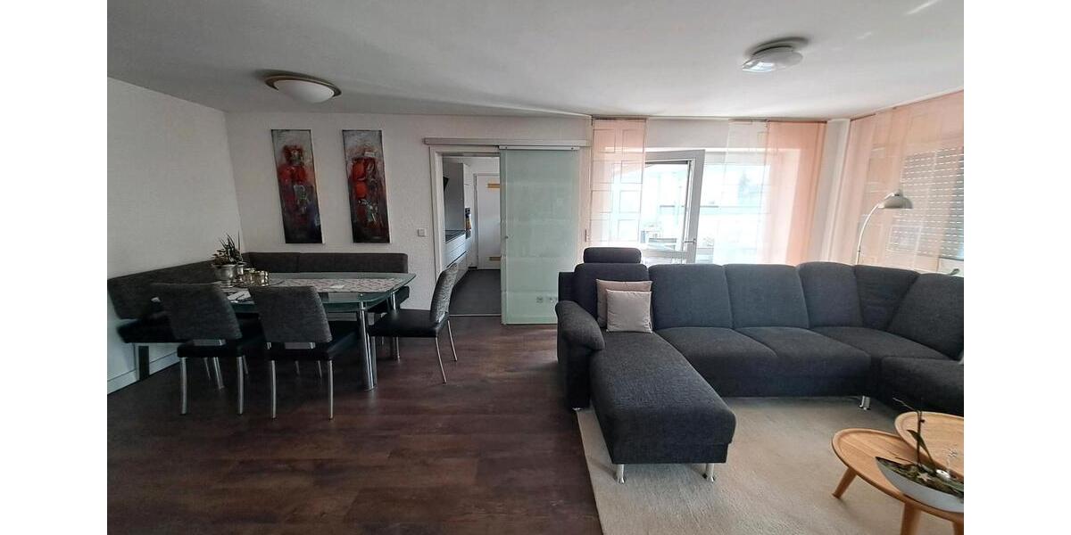 Erdgeschoßwohnung Neu-Ulm Burlafingen - 4.5 Zimmer, 106 m&sup2;, 1.760&euro; | Angebot:26098954