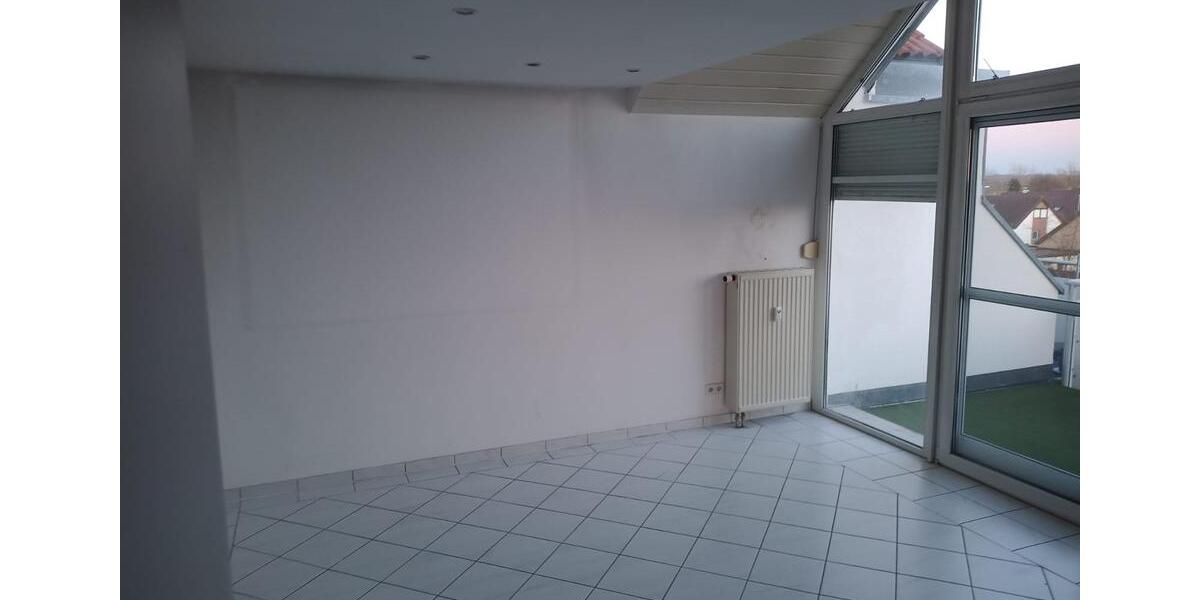 2 Zimmer Penthouse Wohnung in Laupheim-Untersulmetingen 2 zimmer
