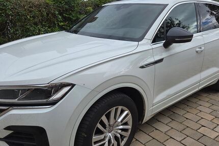 VW Touareg 130.000 km 32.900 € Bibertal 89346