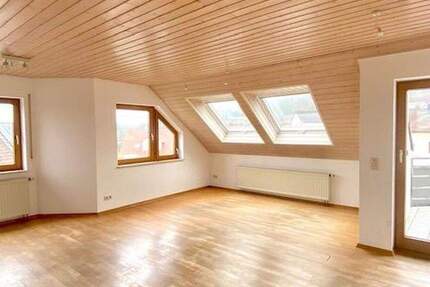 Sonnige Wohnung mit Charme und viel Platz 4 zimmer