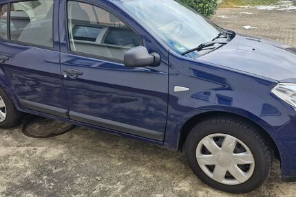 Dacia Sandero 66.271 km 4.200 &euro; Ulm 89081