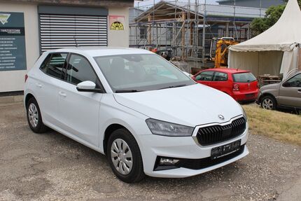 Skoda Fabia 6.400 km 17.990 &euro; Altheim (Alb) 89174