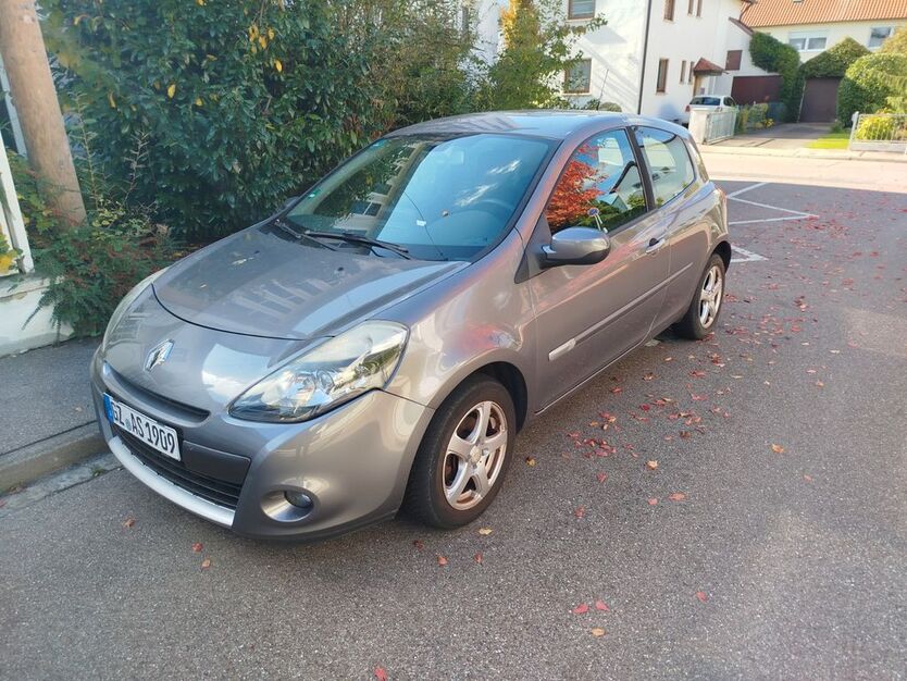 Renault Clio 243.692 km 1.500 € Günzburg 89312