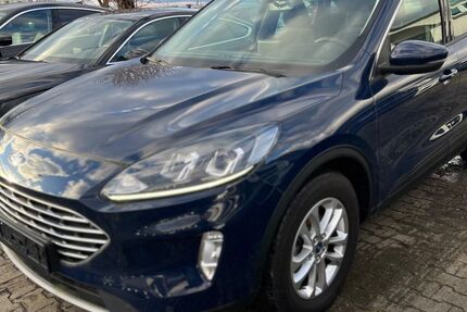 Ford Kuga 27.000 km 20.990 € Ulm-Jungingen 89081