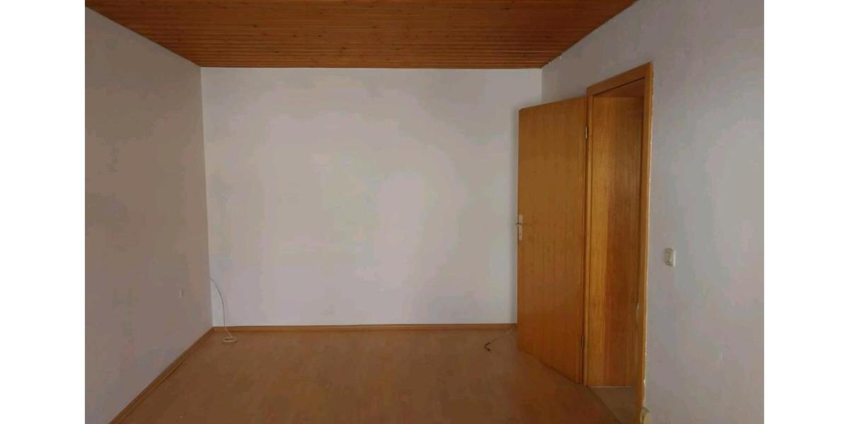 Mehrfamilienhaus, Wohnhaus Ichenhausen - 12 Zimmer, 260 m&sup2;, 529.000&euro; | Angebot:26649573