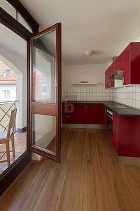 HELLES ZUHAUSE IN ZENTRALER LAGE 2 zimmer