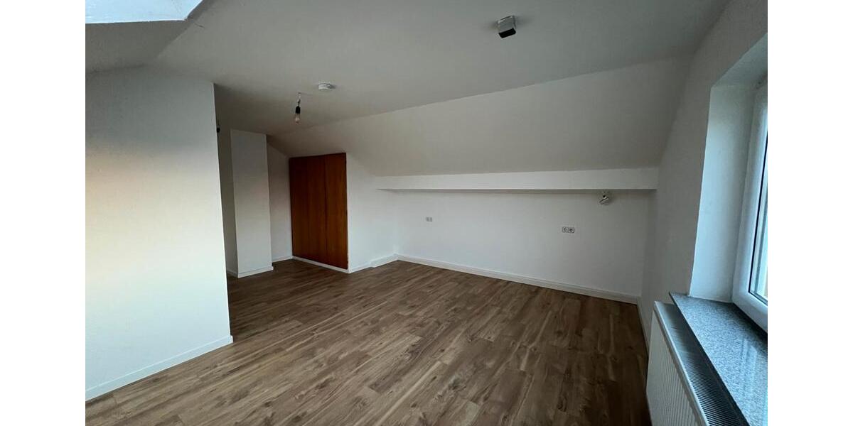 Dachgeschoßwohnung Achstetten - 2 Zimmer, 50 m&sup2;, 500&euro; | Angebot:26491819