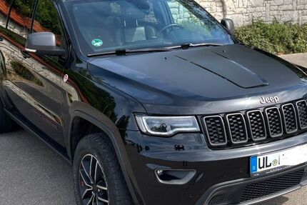Jeep Grand Cherokee 83.600 km 32.750 &euro; Ehingen 89584
