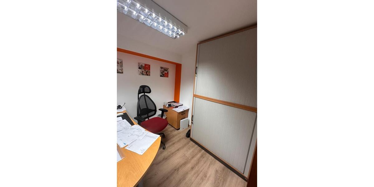 Helles Büro zu vermieten zimmer