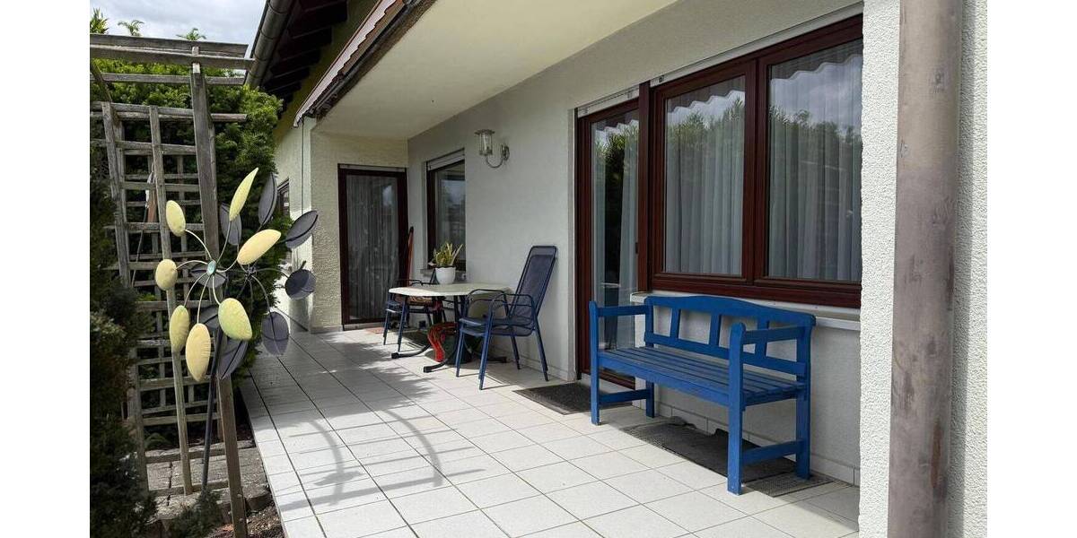 Einfamilienhaus Bellenberg - 7 Zimmer, 155 m&sup2;, 440.000&euro; | Angebot:26733655