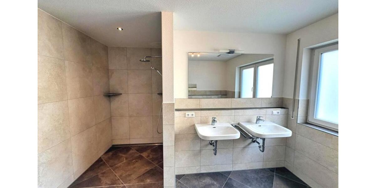 Etagenwohnung Laupheim - 4 Zimmer, 114 m&sup2;, 1.440&euro; | Angebot:26565328