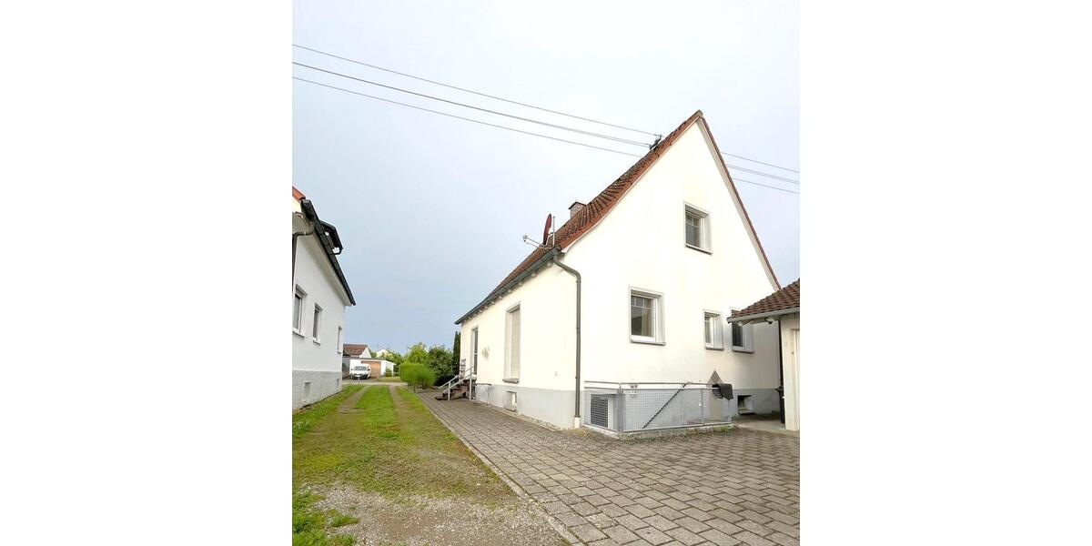 Einfamilienhaus Achstetten - 4.5 Zimmer, 100 m&sup2;, 1.350&euro; | Angebot:26146373