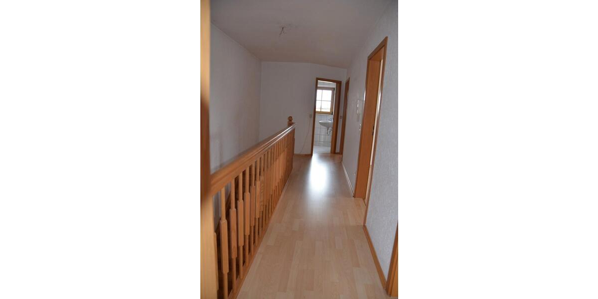 Erdgeschoßwohnung Unterroth - 5.5 Zimmer, 130 m&sup2;, 1.280&euro; | Angebot:26516710
