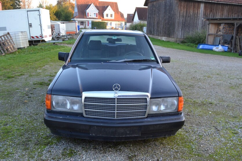 Mercedes-Benz 190 E 117.886 km 1.888 € Burgrieden 88483