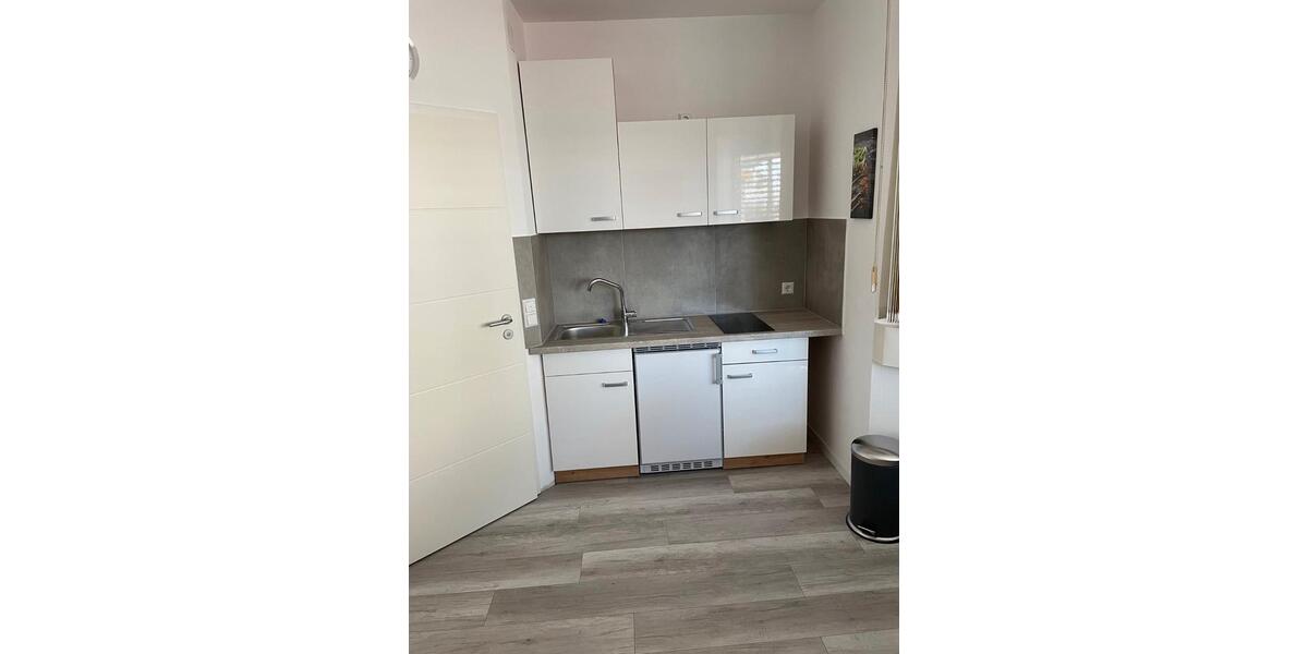 Erdgeschoßwohnung Bellenberg - 1 Zimmer, 23 m&sup2;, 450&euro; | Angebot:26278724