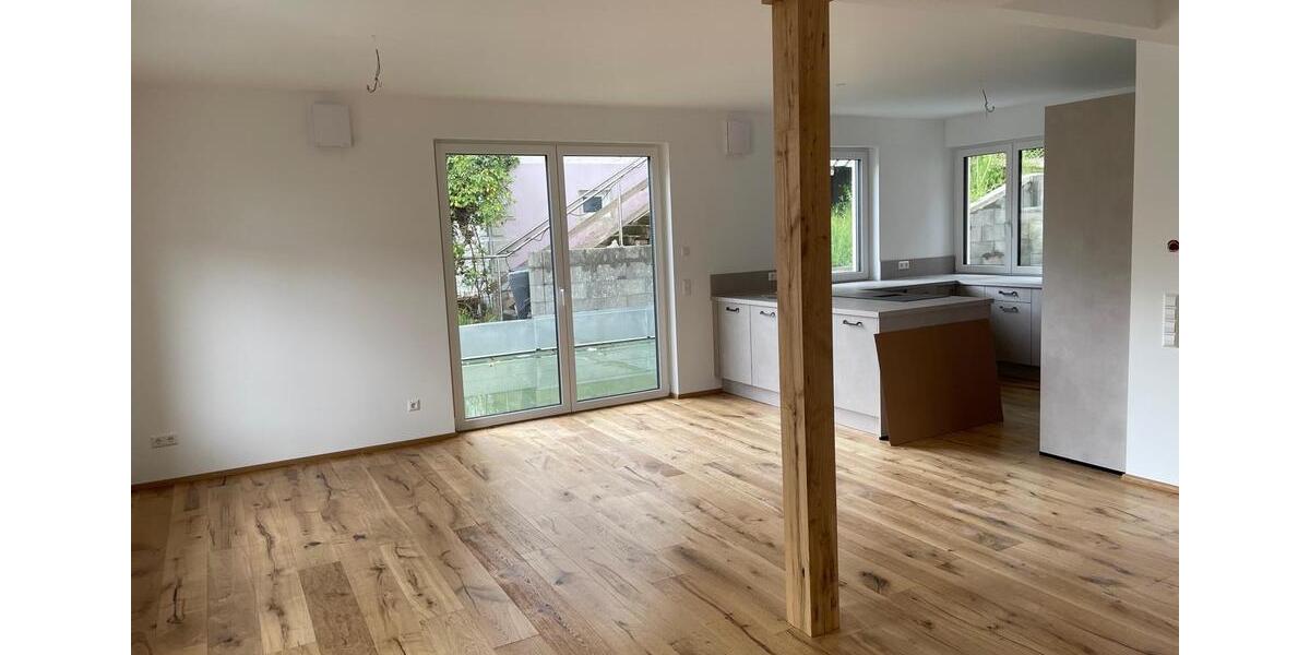 Erdgeschoßwohnung Ulm Donautal - 3 Zimmer, 98 m&sup2;, 1.600&euro; | Angebot:26654971