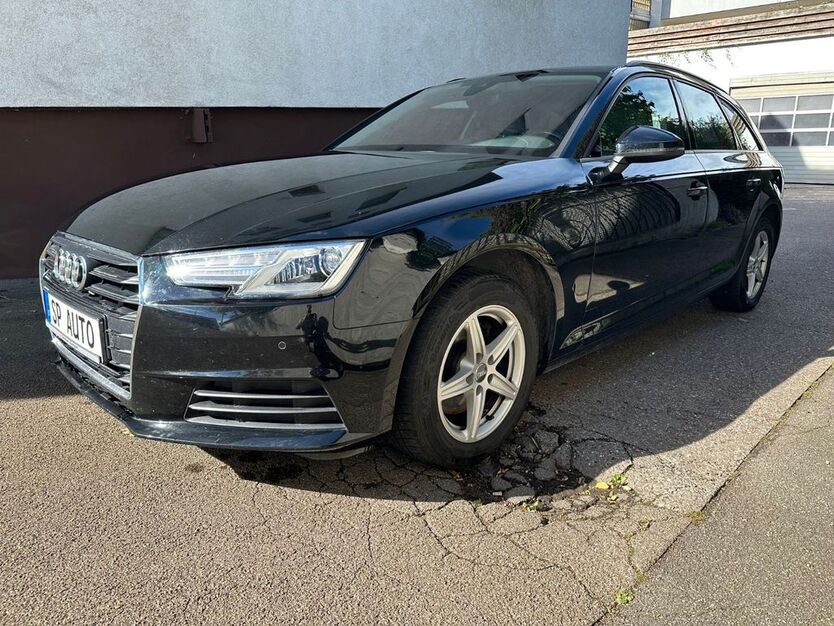Audi A4 143.000 km 17.490 € Neu-Ulm (Pfuhl) 89233