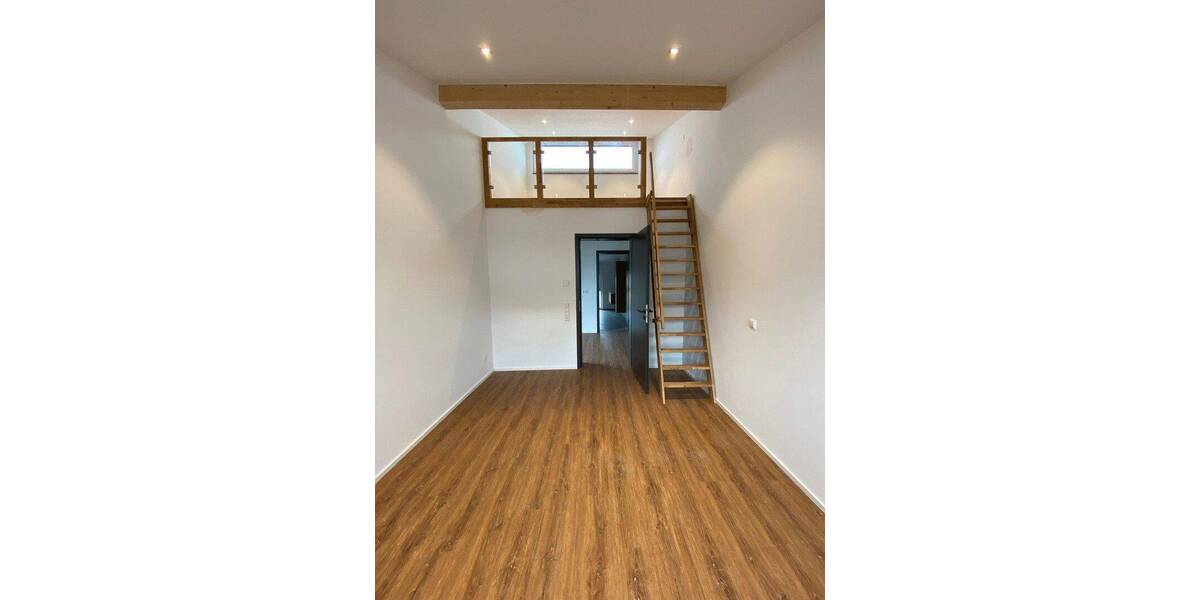 Doppelhaushälfte Amstetten - 7 Zimmer, 185 m&sup2;, 2.000&euro; | Angebot:26819968