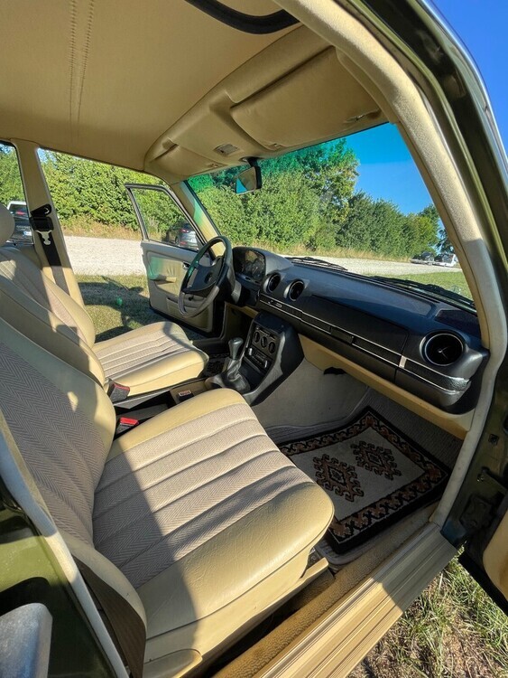 Mercedes-Benz E 230 205.850 km 9.600 € Ulm 89073