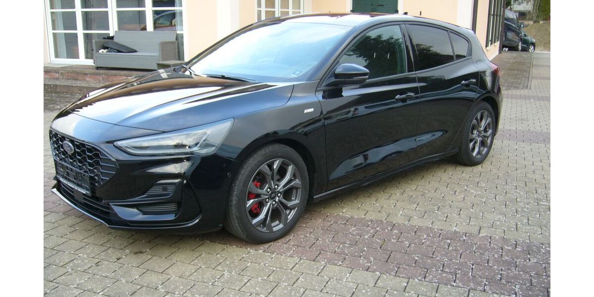 Ford Focus 31.700 km 22.900 &euro; Ichenhausen 89335