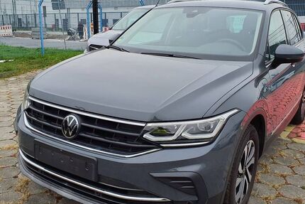 VW Tiguan 112.000 km 22.500 &euro; Ichenhausen 89335