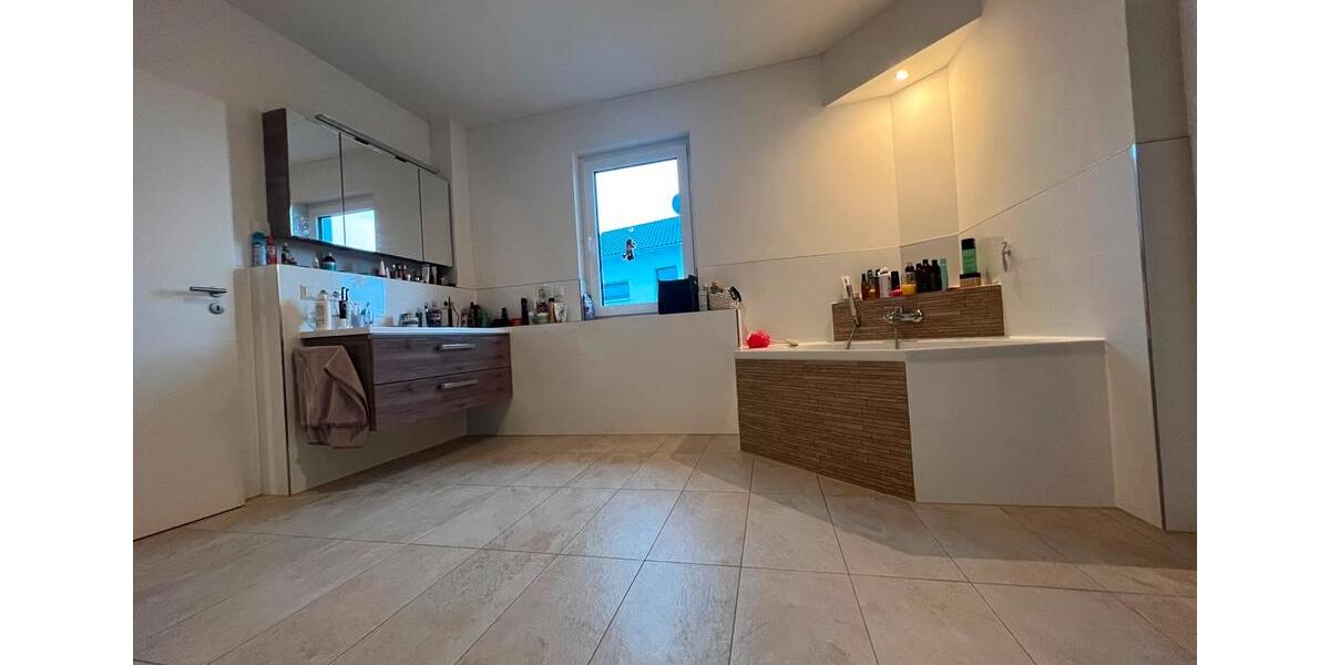 Einfamilienhaus Neu-Ulm Burlafingen - 5 Zimmer, 180 m&sup2;, 728.000&euro; | Angebot:27093762