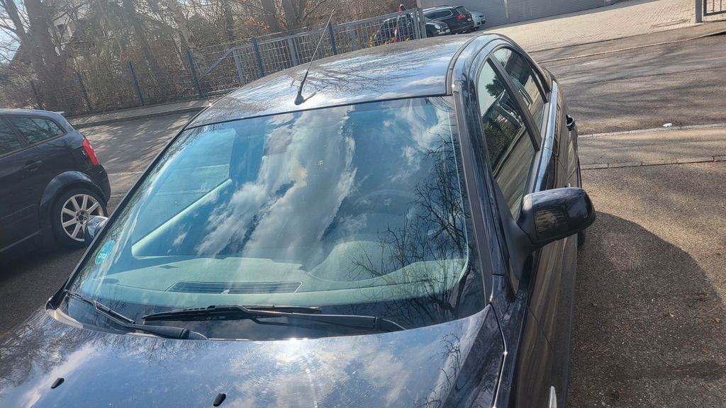 Ford Mondeo 137.000 km 3.500 &euro; Illertissen 89257